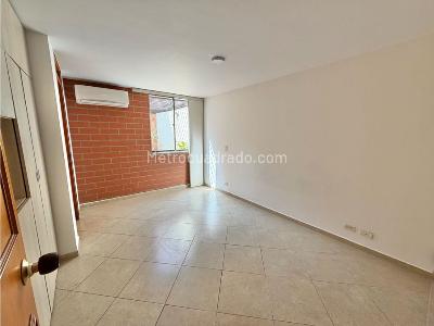 Apartamento en venta en Pontevedra, Envigado · foto 9 de 15