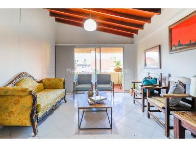 Apartamento en venta en Laureles, Medellín · foto 3 de 12