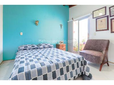 Apartamento en venta en Laureles, Medellín · foto 7 de 12