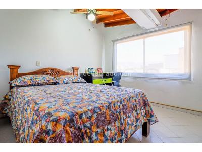 Apartamento en venta en Laureles, Medellín · foto 8 de 12