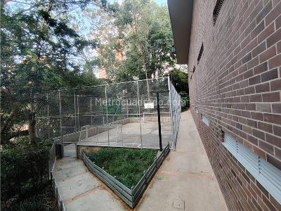 Apartamento en venta en Loma Del Chocho, Envigado · foto 17 de 20