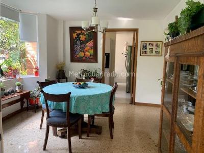 Casa de 3 alcobas en venta en San Lucas, Medellín, 260 m² · foto 10 de 20