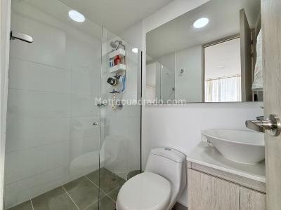 Apartamento de 2 alcobas en venta en San Remo, Sabaneta, 57 m² · foto 12 de 12