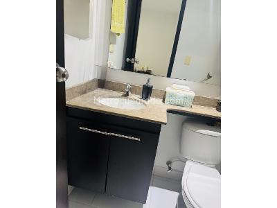 Apartamento en venta en Loma Del Indio, Medellín · foto 8 de 20