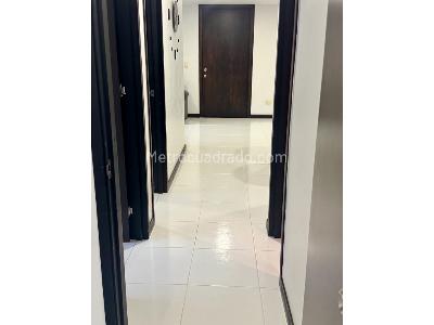 Apartamento en venta en Loma Del Indio, Medellín · foto 14 de 20