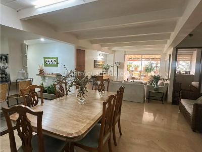 Apartamento de 4 alcobas en venta en El Diamante, Medellín, 156 m² · foto 3 de 17