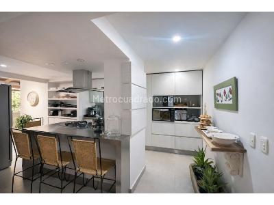 Apartamento de 4 alcobas en venta en El Diamante, Medellín, 156 m² · foto 5 de 17
