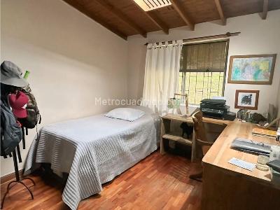 Apartamento de 4 alcobas en venta en El Diamante, Medellín, 156 m² · foto 11 de 17