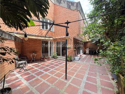 Casa de 4 alcobas en venta en Castropol, Medellín, 320 m² · foto 6 de 20