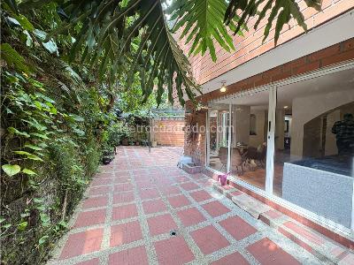 Casa de 4 alcobas en venta en Castropol, Medellín, 320 m² · foto 7 de 20