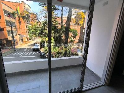 Apartamento de 2 alcobas en venta en Entreamigos, Sabaneta, 52 m² · foto 3 de 10