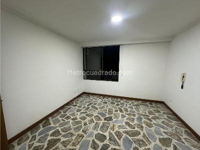 Apartamento de 3 alcobas en venta en El Poblado, Medellín, 145 m² · foto 11 de 20