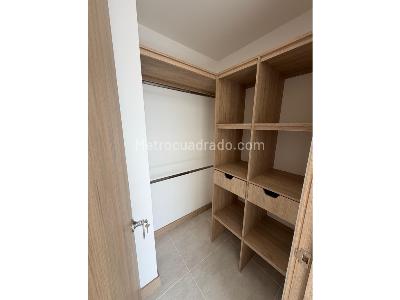 Apartamento en venta en Ciudad Del Rio, Medellín · foto 9 de 19