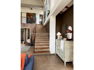 Casa de 4 alcobas en venta en El Escobero, Envigado, 245 m² · foto 5 de 19