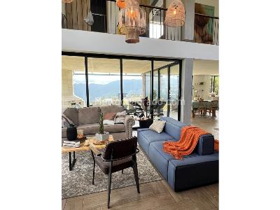 Casa de 4 alcobas en venta en El Escobero, Envigado, 245 m² · foto 7 de 19