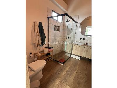Casa de 4 alcobas en venta en El Escobero, Envigado, 245 m² · foto 9 de 19