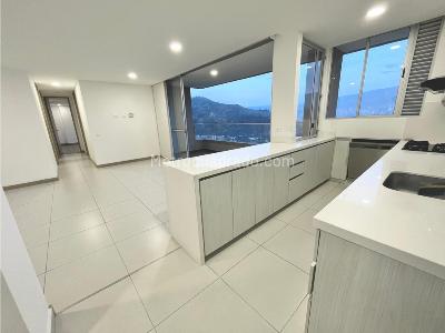 Apartamento en venta en Suramerica, Itagüí · foto 3 de 20
