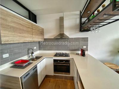 Apartamento de 1 alcoba en venta en San Lucas, Medellín, 63 m² · foto 6 de 11