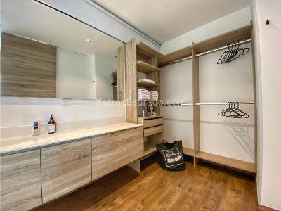Apartamento de 1 alcoba en venta en San Lucas, Medellín, 63 m² · foto 11 de 11