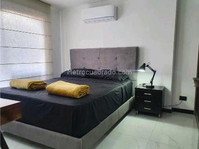Apartamento en venta en El Poblado, Medellín · foto 2 de 19