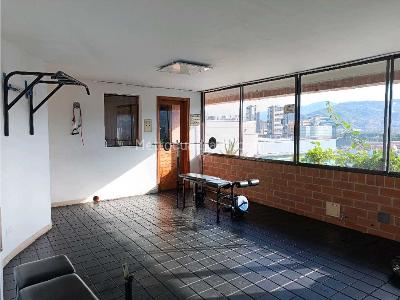 Apartamento en venta en El Poblado, Medellín · foto 15 de 19