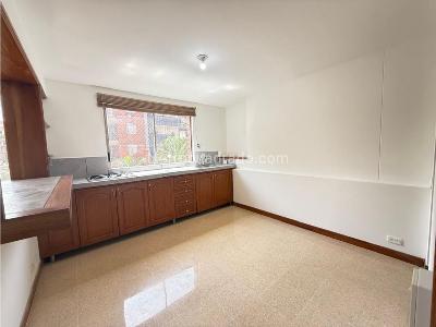 Apartamento de 3 alcobas en venta en Laureles, Medellín, 115 m² · foto 4 de 13