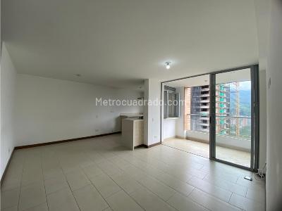 Apartamento en venta en Loma Las Brujas, Envigado · foto 2 de 11