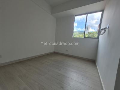 Apartamento de 3 alcobas en venta en Loma Linda, Sabaneta, 82 m² · foto 10 de 15