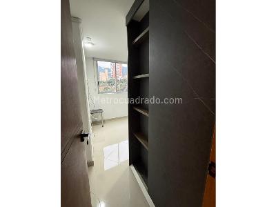Apartamento de 3 alcobas en venta en Cañaveralejo, Sabaneta, 87 m² · foto 14 de 19