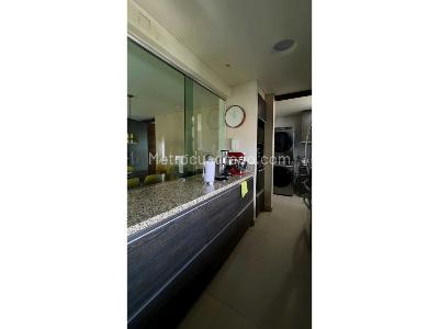 Apartamento en venta en El Poblado, Medellín · foto 7 de 20