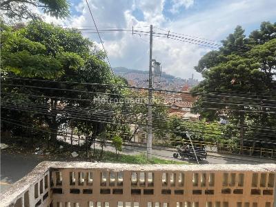 Casa de 4 alcobas en venta en Boston, Medellín, 211 m² · foto 19 de 19