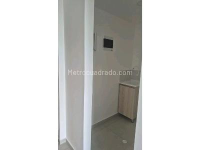 Apartamento de 2 alcobas en venta en Restrepo Naranjo, Sabaneta, 65 m² · foto 12 de 13