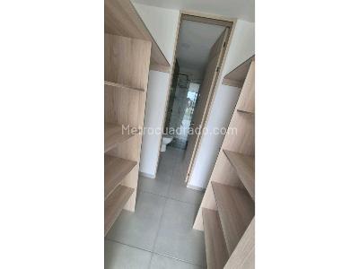 Apartamento de 2 alcobas en venta en Restrepo Naranjo, Sabaneta, 65 m² · foto 10 de 13