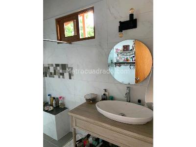 Casa de 5 alcobas en venta en Santa Elena, Medellín, 1630 m² · foto 13 de 13