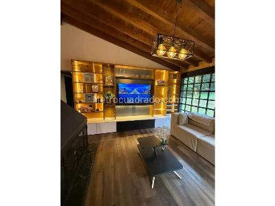 Casa de 3 alcobas en venta en Santa Elena, Medellín · foto 9 de 13