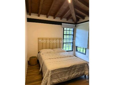 Casa de 3 alcobas en venta en Santa Elena, Medellín · foto 12 de 13