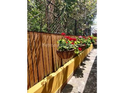 Casa de 3 alcobas en venta en San Cristobal, Medellín, 1200 m² · foto 5 de 6
