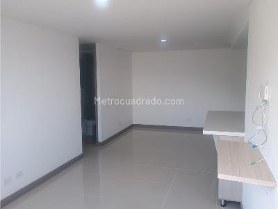 Apartamento de 3 alcobas en venta en Machado, Bello, 70 m² · foto 4 de 12