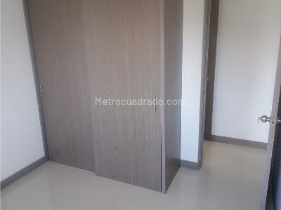 Apartamento de 3 alcobas en venta en Machado, Bello, 70 m² · foto 9 de 12