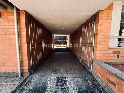 Casa en venta en Suramerica, Itagüí · foto 9 de 20