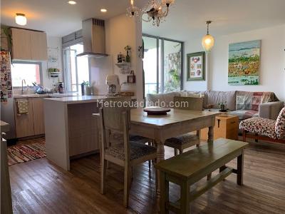 Apartamento de 3 alcobas en venta en Loma De Las Brujas, Envigado, 93 m² · foto 3 de 20