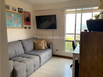 Apartamento de 3 alcobas en venta en Loma De Las Brujas, Envigado, 93 m² · foto 12 de 20