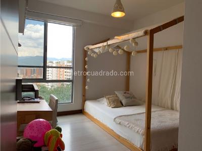 Apartamento de 3 alcobas en venta en Loma De Las Brujas, Envigado, 93 m² · foto 13 de 20