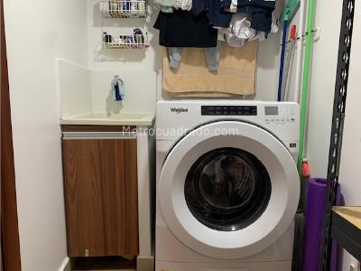 Apartamento de 3 alcobas en venta en Loma De Las Brujas, Envigado, 93 m² · foto 19 de 20