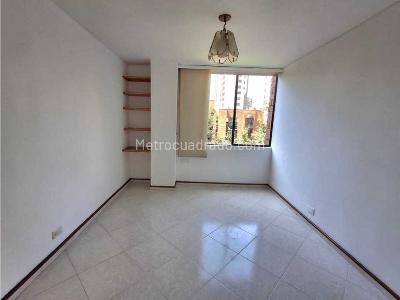 Apartamento de 3 alcobas en venta en El Poblado Milla De Oro, Medellín, 147 m² · foto 11 de 20