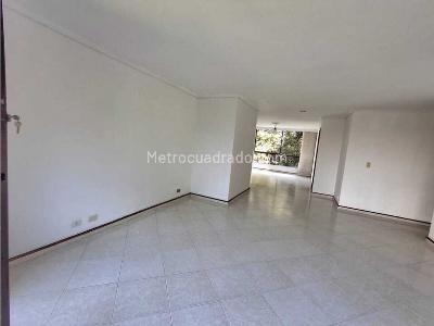 Apartamento de 3 alcobas en venta en El Poblado Milla De Oro, Medellín, 147 m² · foto 17 de 20