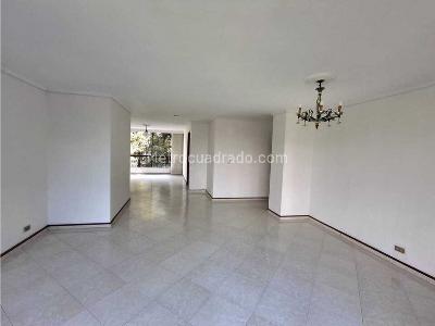 Apartamento de 3 alcobas en venta en El Poblado Milla De Oro, Medellín, 147 m² · foto 4 de 20