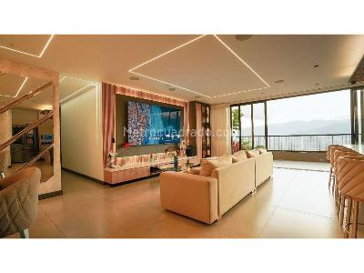 Apartamento en venta en El Poblado, Medellín · foto 14 de 18
