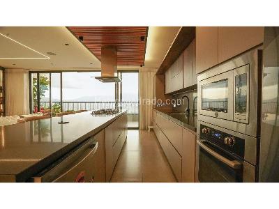 Apartamento en venta en El Poblado, Medellín · foto 16 de 18
