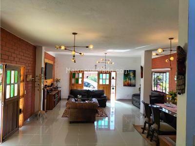 Casa de 4 alcobas en venta en La Doctora, Sabaneta, 1200 m² · foto 12 de 20